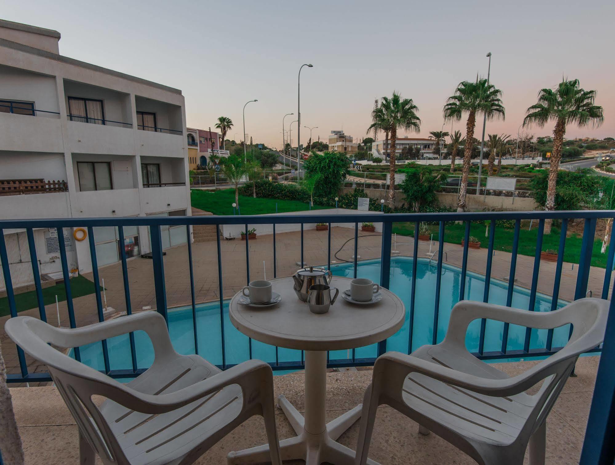 Cordelia Hotel Apartments Agia Napa Buitenkant foto